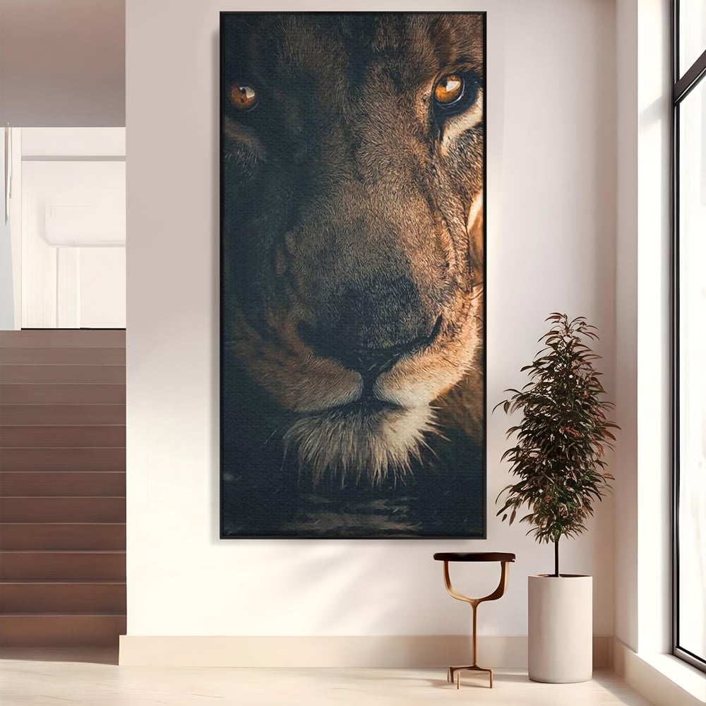 Tablou canvas cu tablou canvas cu prim-plan portret de leu, in rama de aluminiu negru